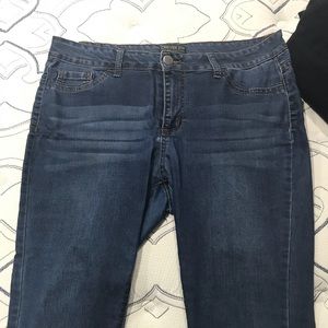 Medium wash forever 21 jeans